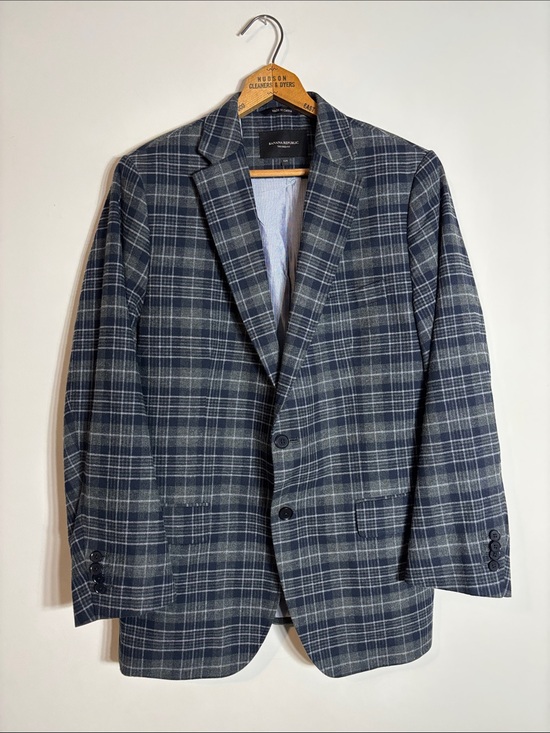 Banana Republic Other - Banana Republic Blue Grey Plaid Tailored Fit Blazer 42R